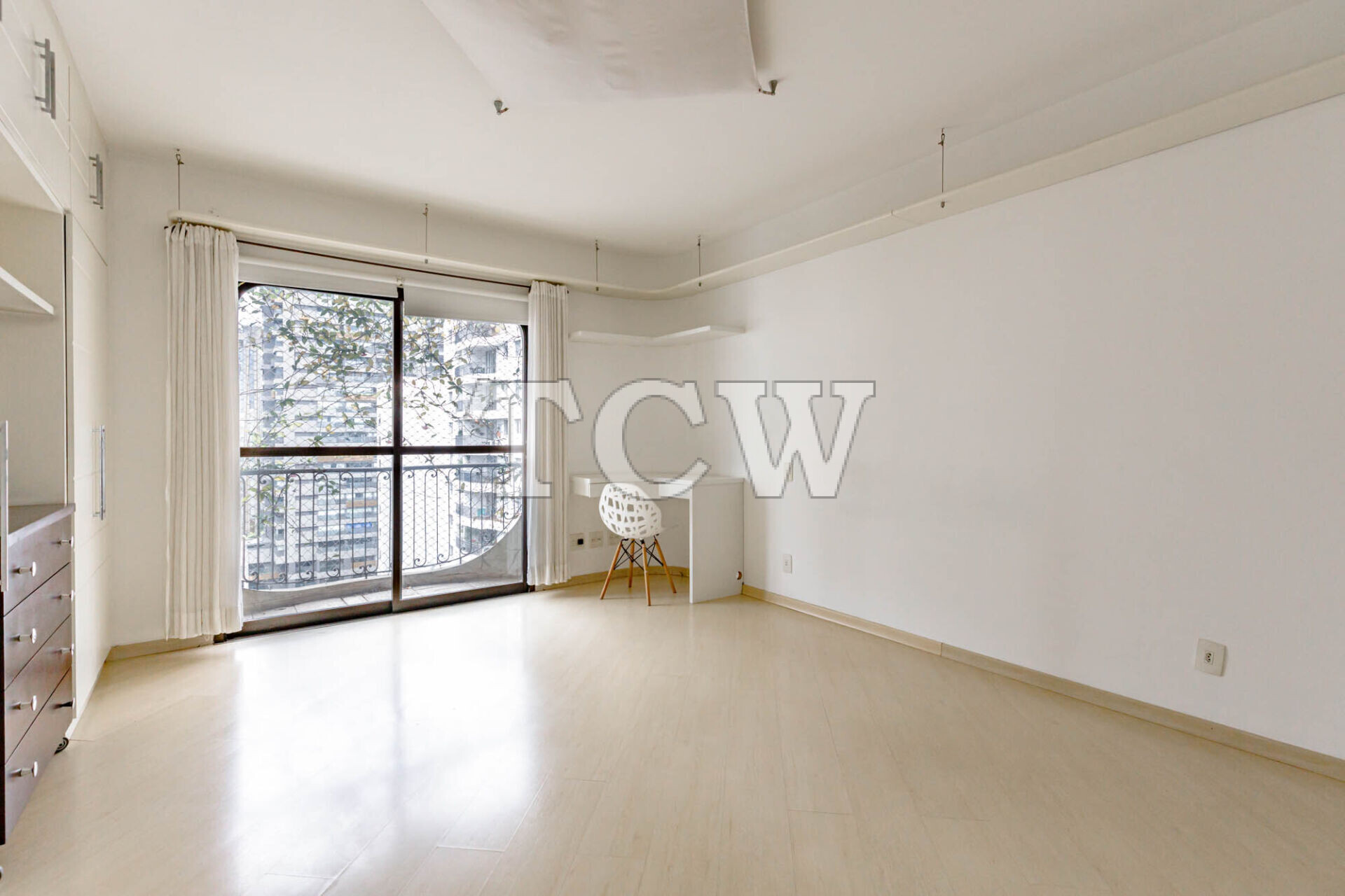 Apartamento à venda com 1 quarto, 74m² - Foto 10