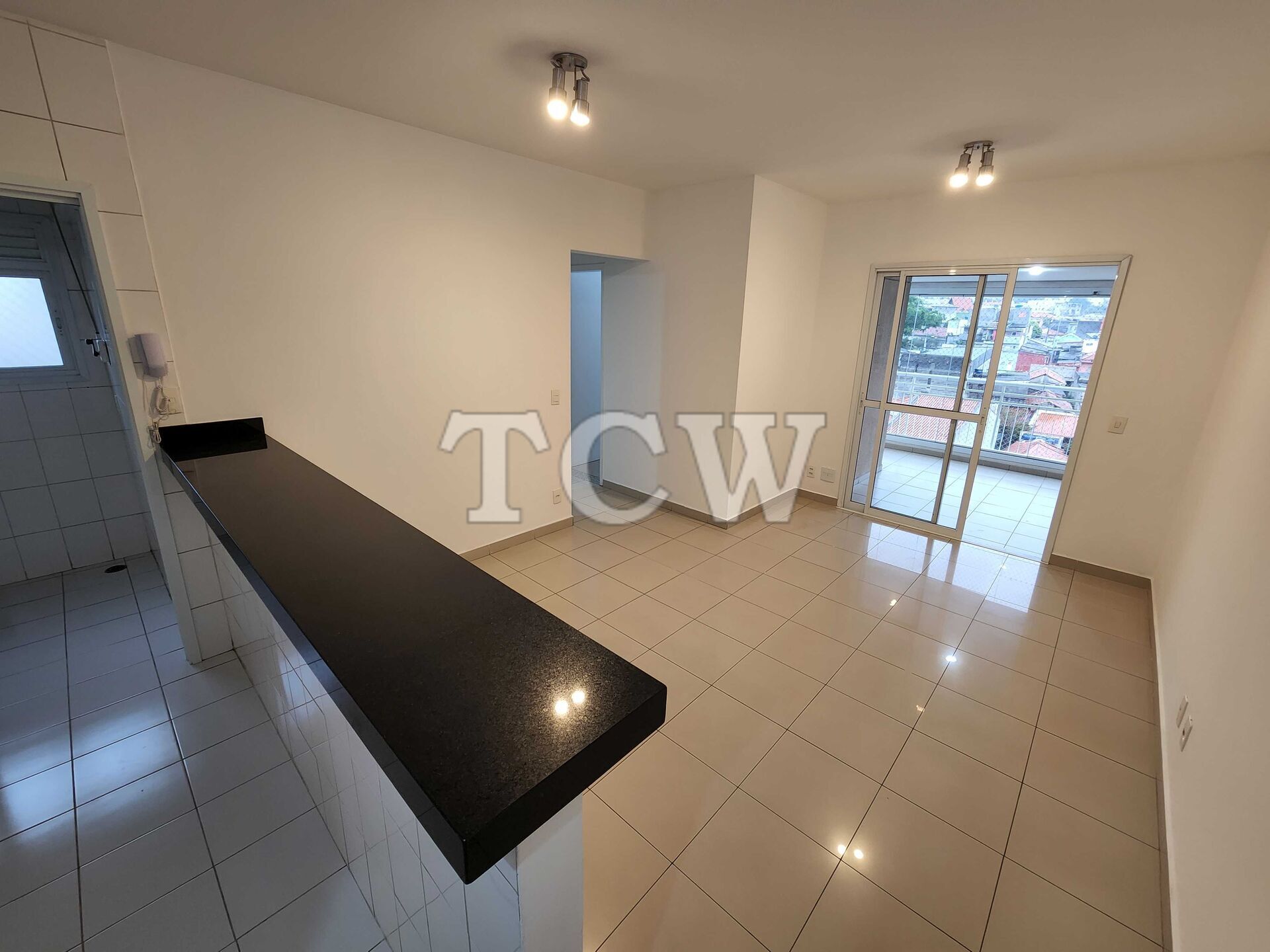 Apartamento à venda com 3 quartos, 80m² - Foto 1