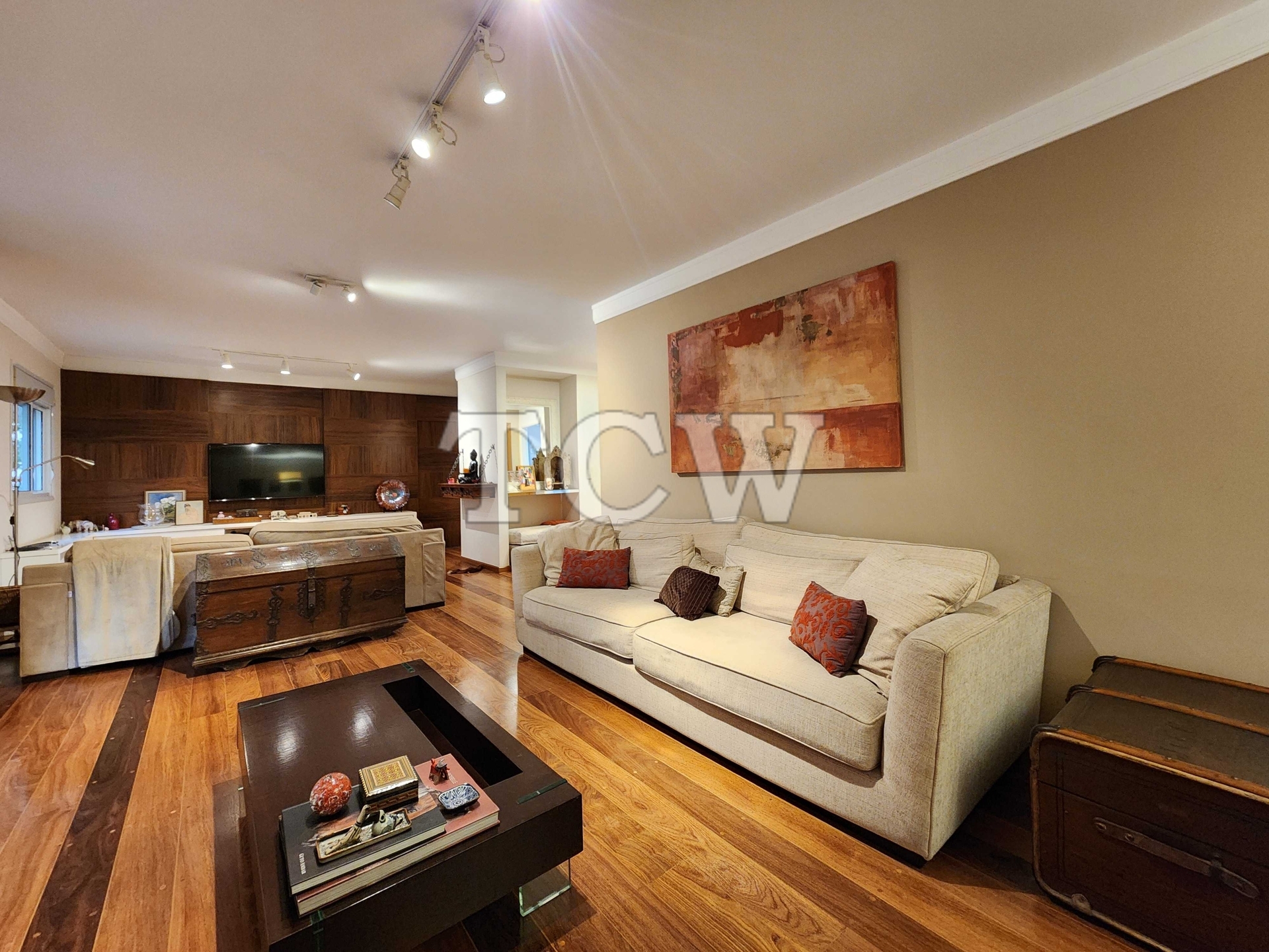 Apartamento à venda com 3 quartos, 176m² - Foto 2