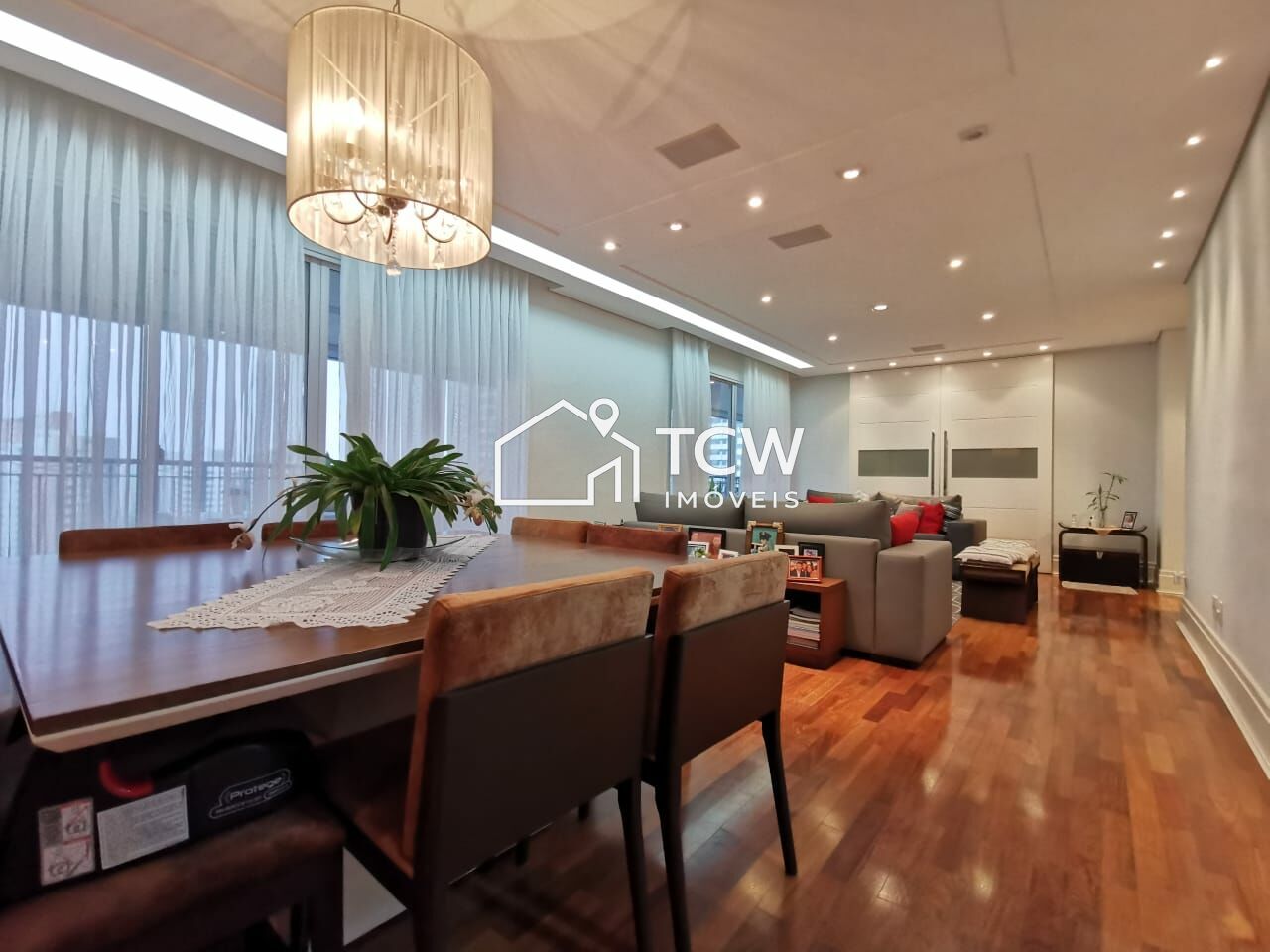 Apartamento, 3 quartos, 216 m² - Foto 4