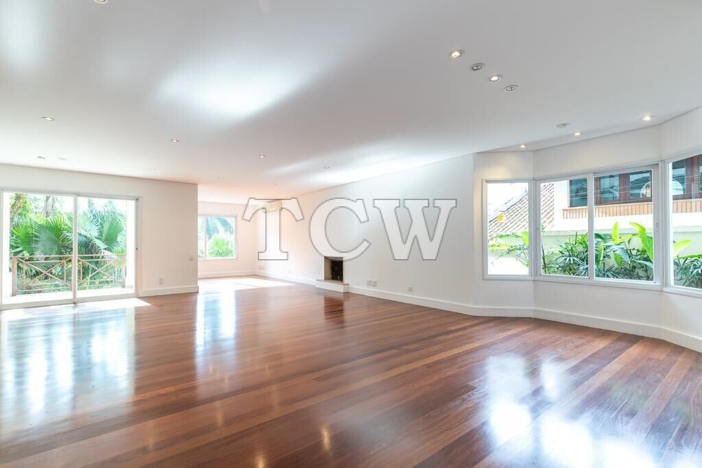 Casa de Condomínio à venda com 4 quartos, 710m² - Foto 4