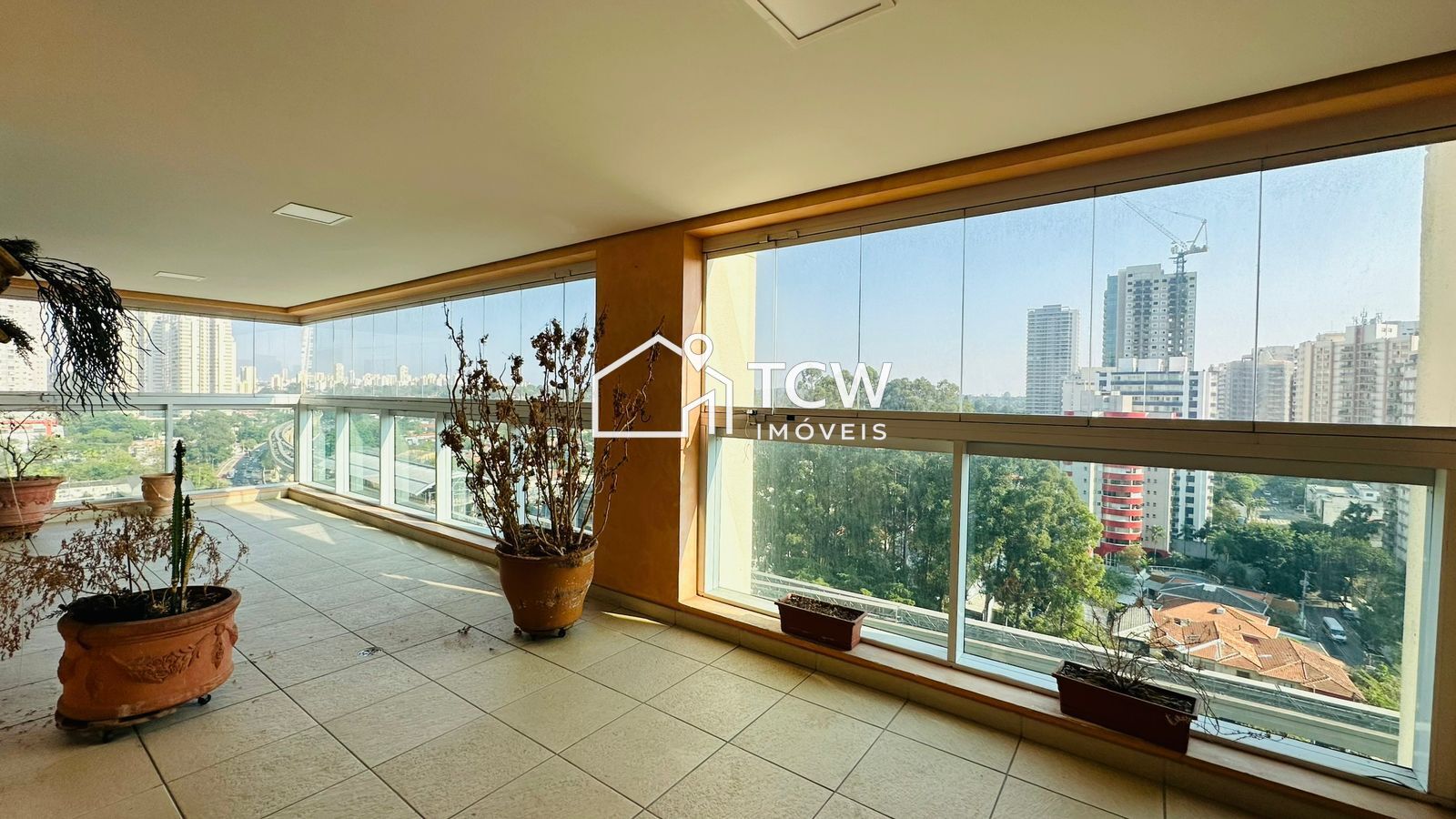 Apartamento, 3 quartos, 206 m² - Foto 4