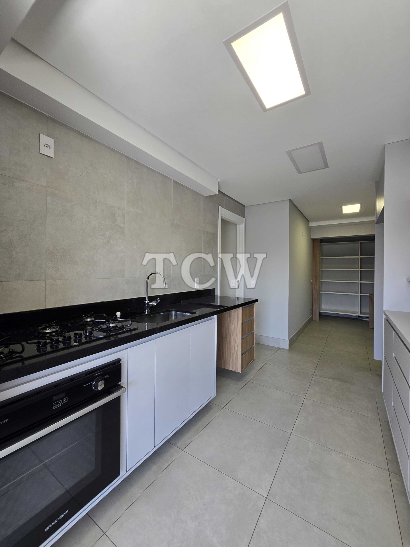 Apartamento à venda com 3 quartos, 150m² - Foto 13