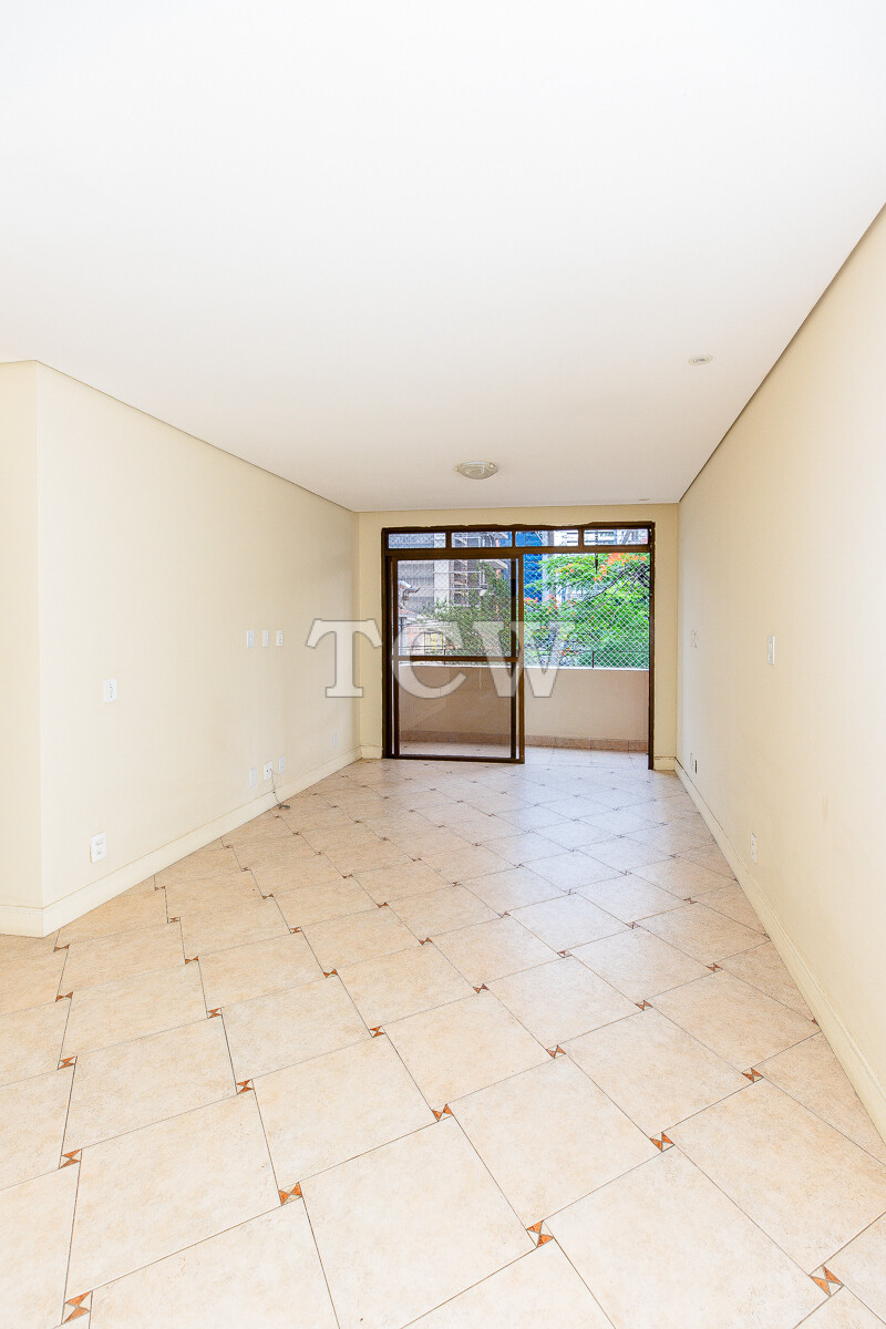 Apartamento à venda com 3 quartos - Foto 5