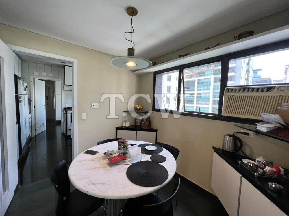 Apartamento à venda com 4 quartos, 220m² - Foto 14