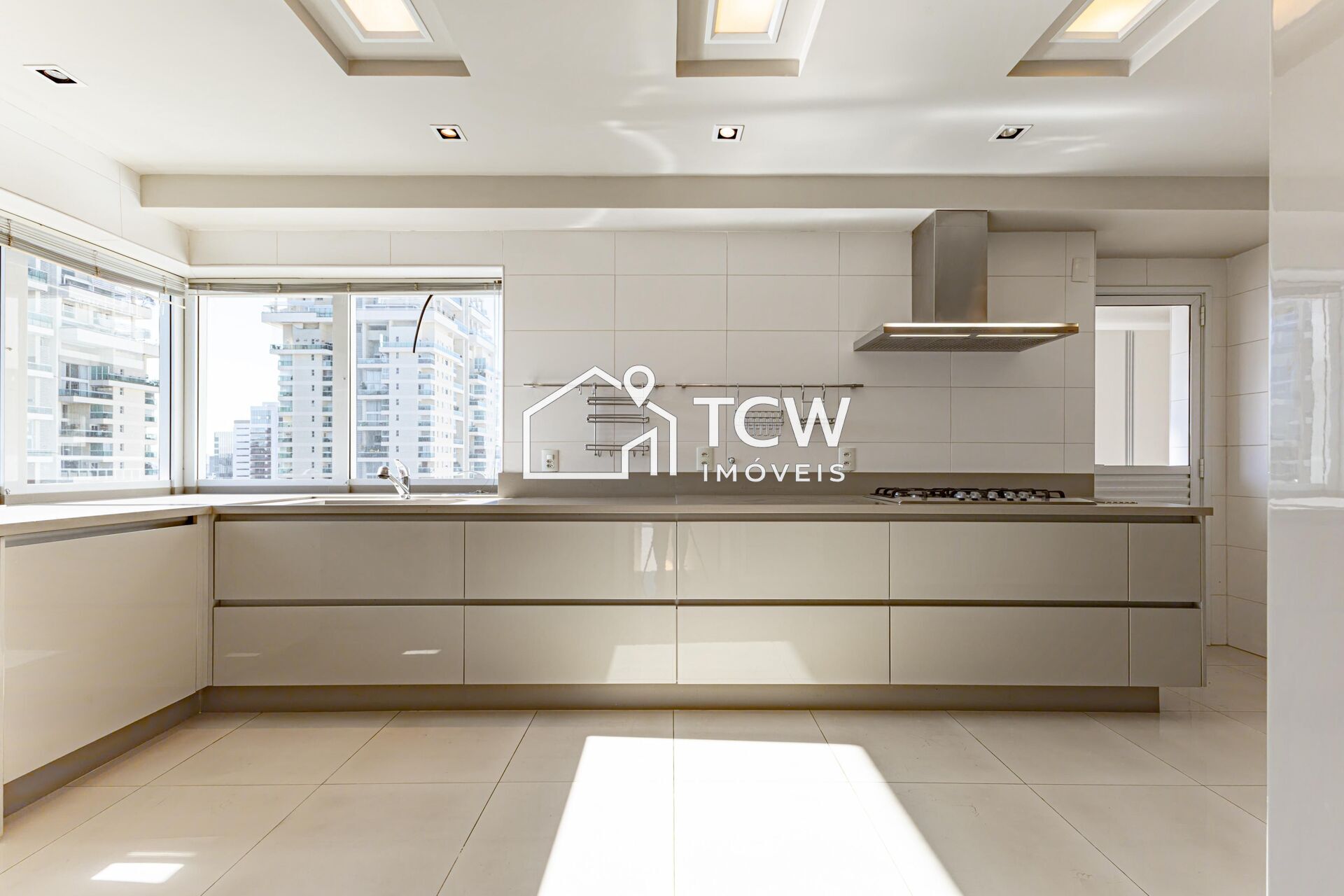 Apartamento, 3 quartos, 251 m² - Foto 11