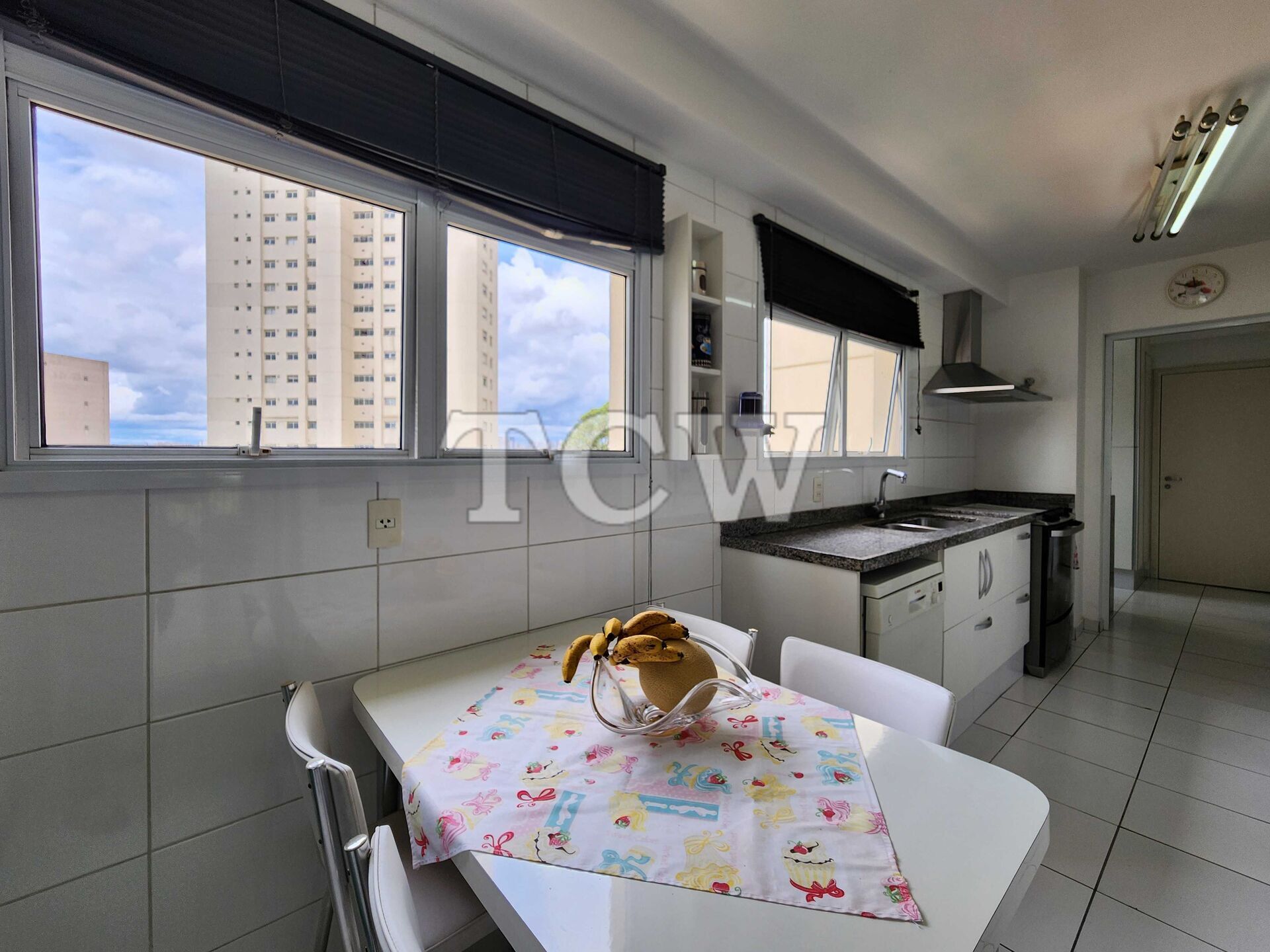 Apartamento à venda com 4 quartos, 176m² - Foto 21