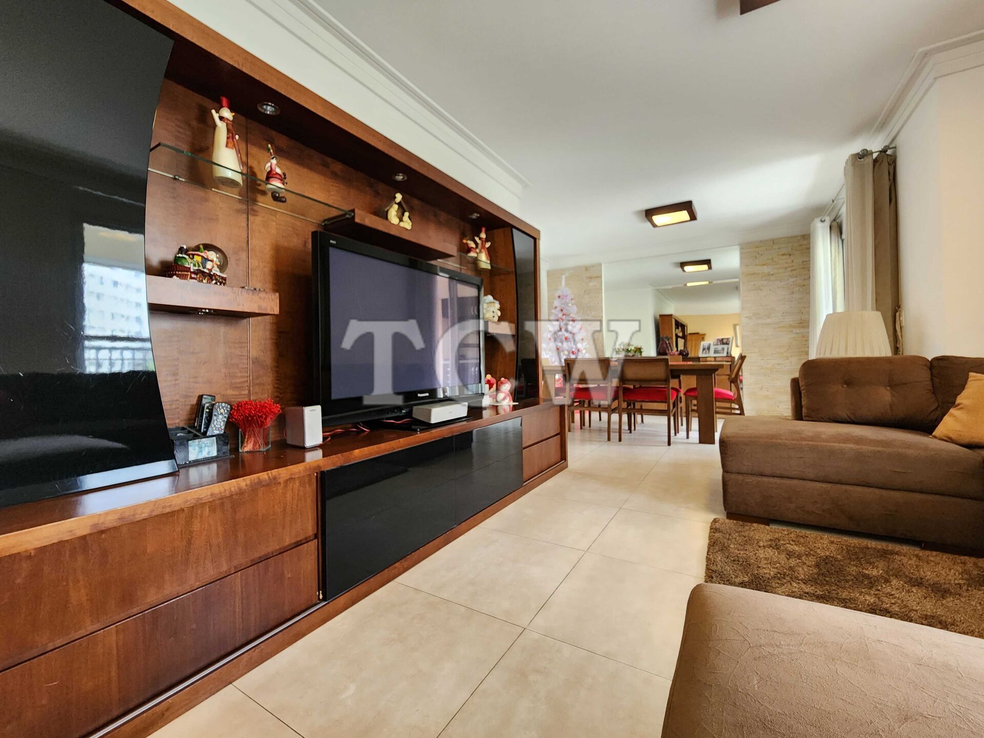 Apartamento à venda com 4 quartos, 176m² - Foto 1