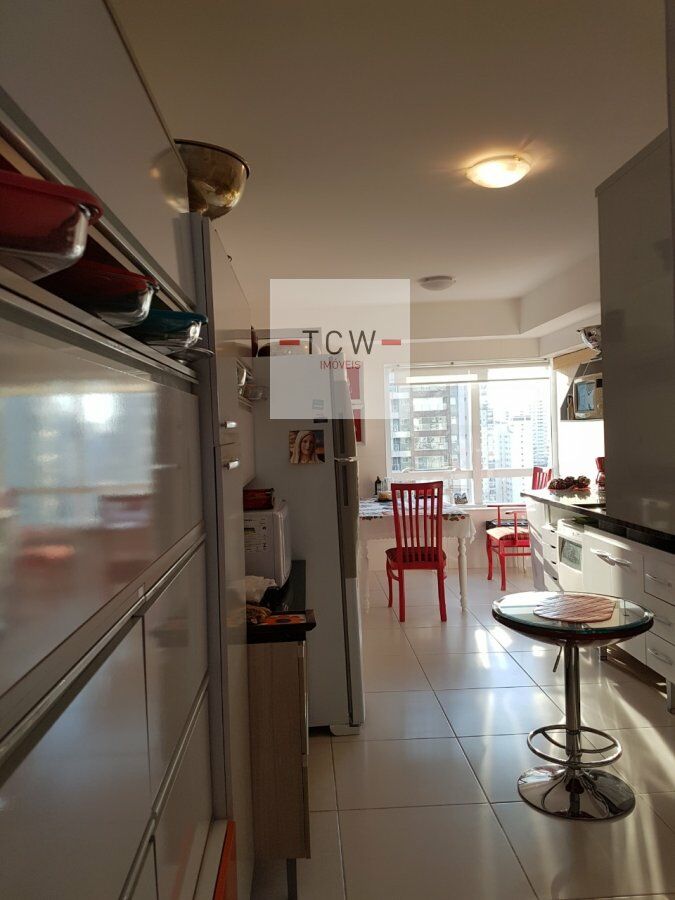 Apartamento, 4 quartos, 251 m² - Foto 13