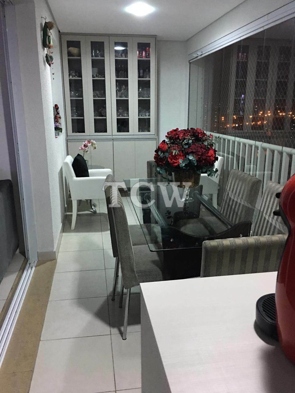 Apartamento à venda com 3 quartos, 95m² - Foto 3