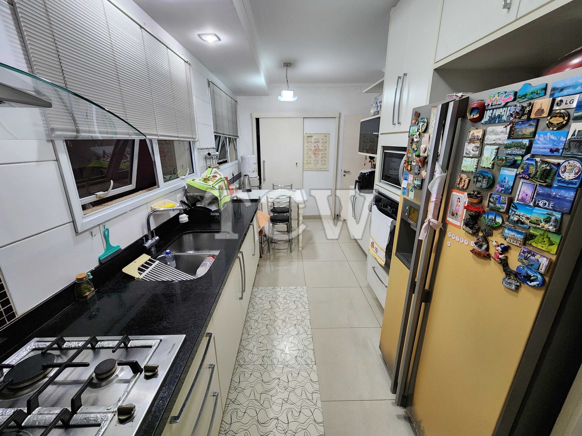 Apartamento à venda com 4 quartos, 176m² - Foto 4