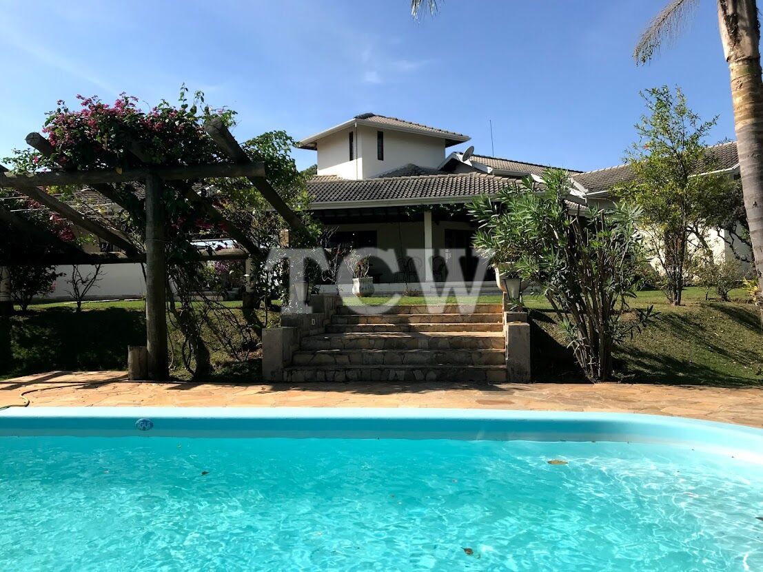 Sítio à venda com 3 quartos, 21000m² - Foto 1