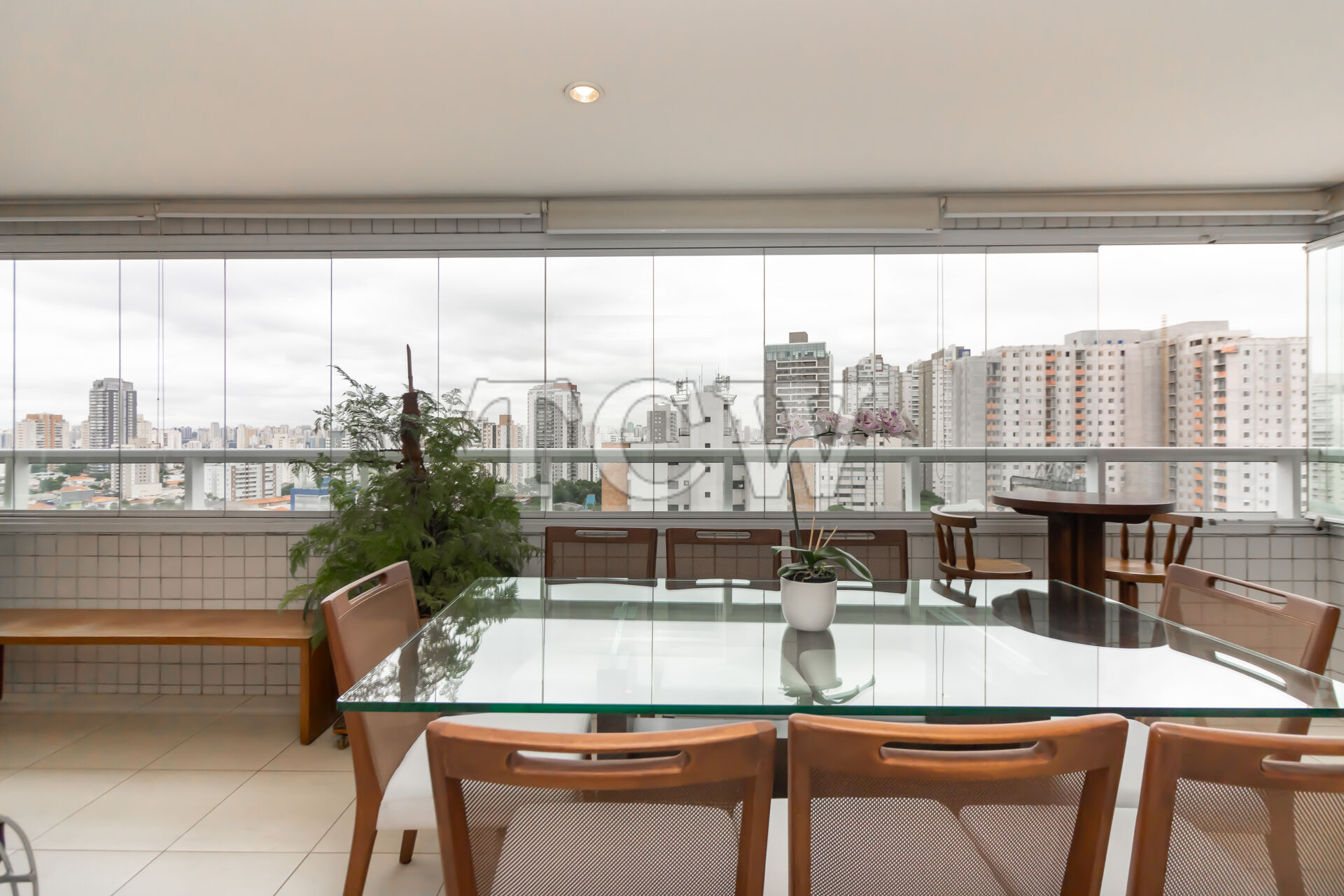 Apartamento à venda com 4 quartos, 140m² - Foto 8