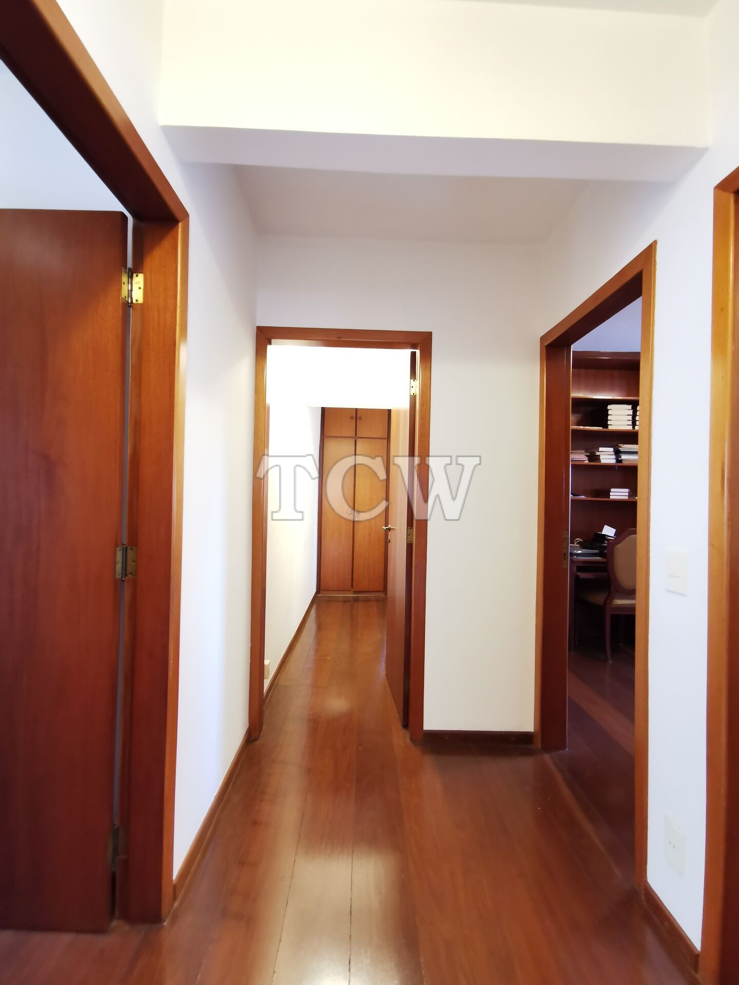 Apartamento à venda com 4 quartos, 172m² - Foto 10