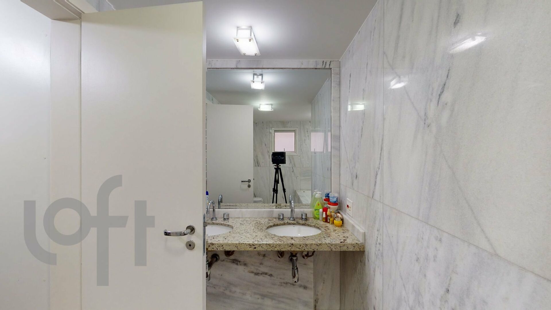 Apartamento à venda com 3 quartos, 168m² - Foto 19