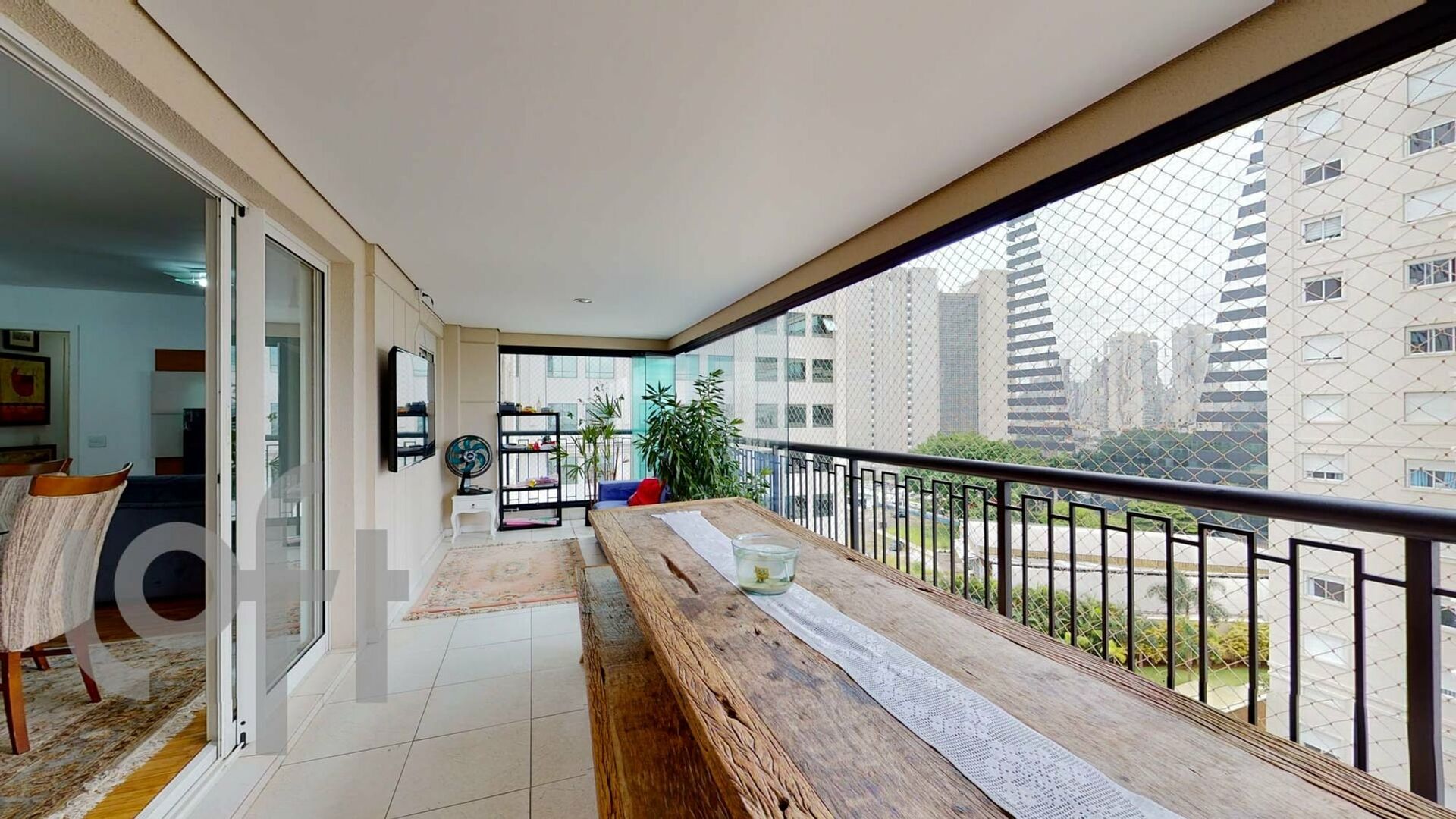 Apartamento à venda com 3 quartos, 168m² - Foto 1