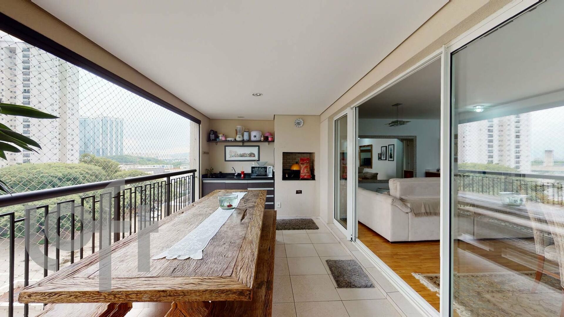 Apartamento à venda com 3 quartos, 168m² - Foto 3