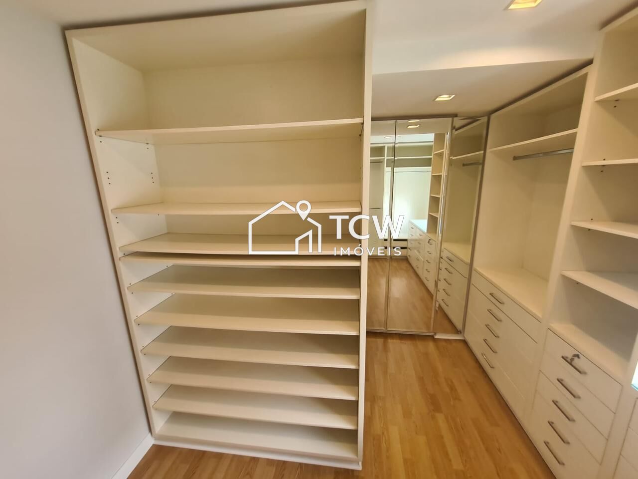 Apartamento, 3 quartos, 250 m² - Foto 16