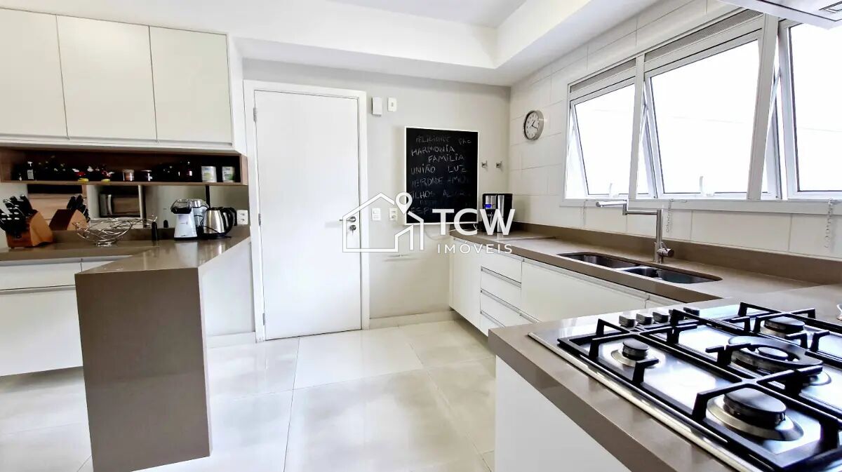 Apartamento, 3 quartos, 258 m² - Foto 16