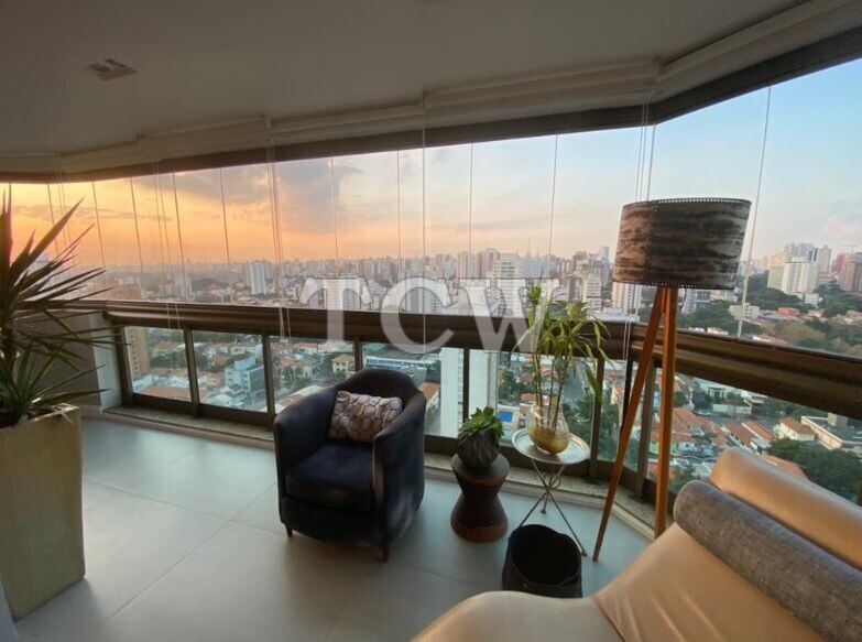 Apartamento à venda com 4 quartos, 185m² - Foto 8