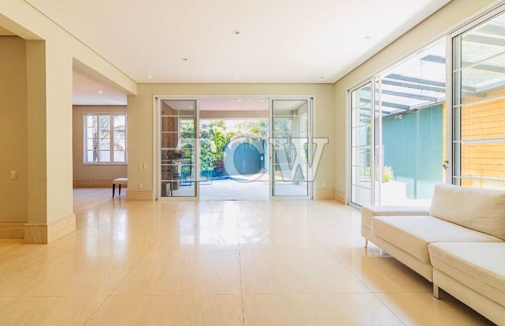 Casa de Condomínio à venda com 4 quartos, 720m² - Foto 4