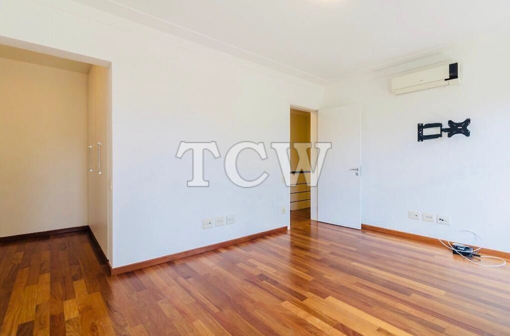 Casa de Condomínio à venda com 4 quartos, 720m² - Foto 12