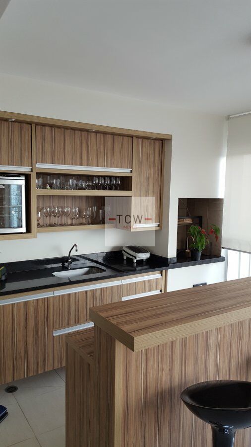 Apartamento à venda com 3 quartos, 162m² - Foto 4