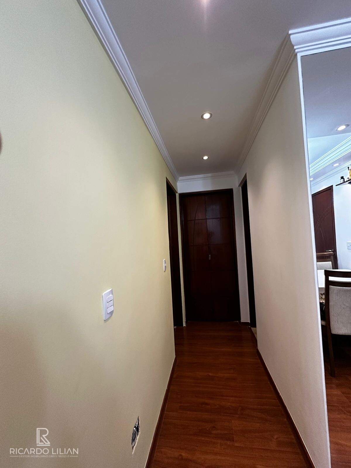 Apartamento à venda com 2 quartos, 60m² - Foto 21