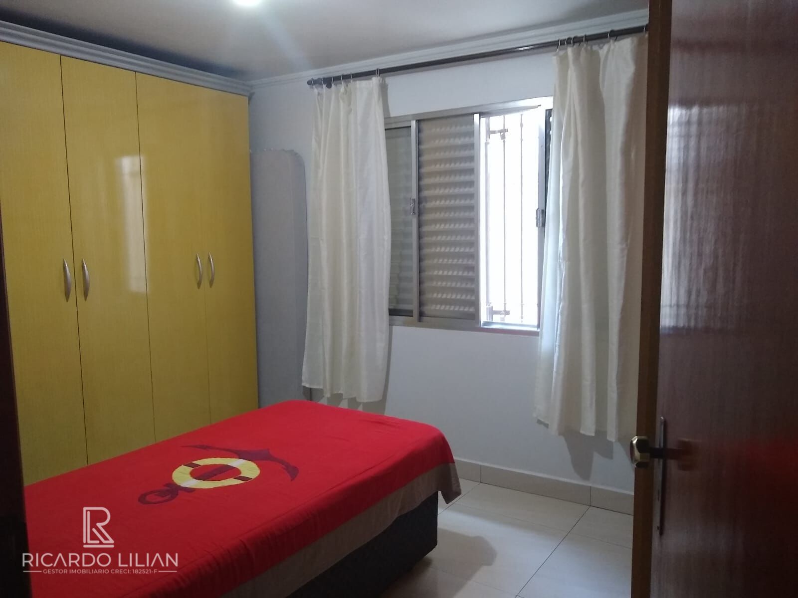 Sobrado à venda com 4 quartos, 240m² - Foto 7