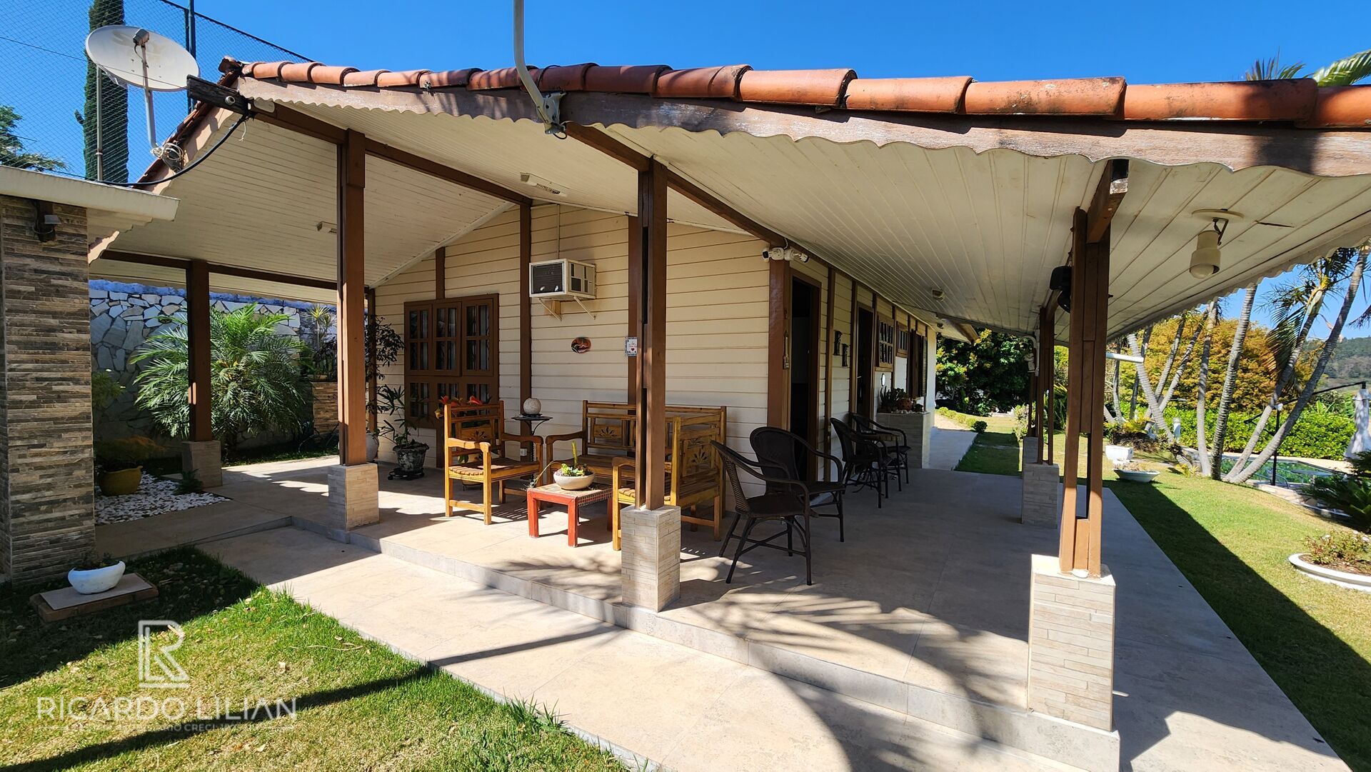 Chácara, 3 quartos, 1137 m² - Foto 1