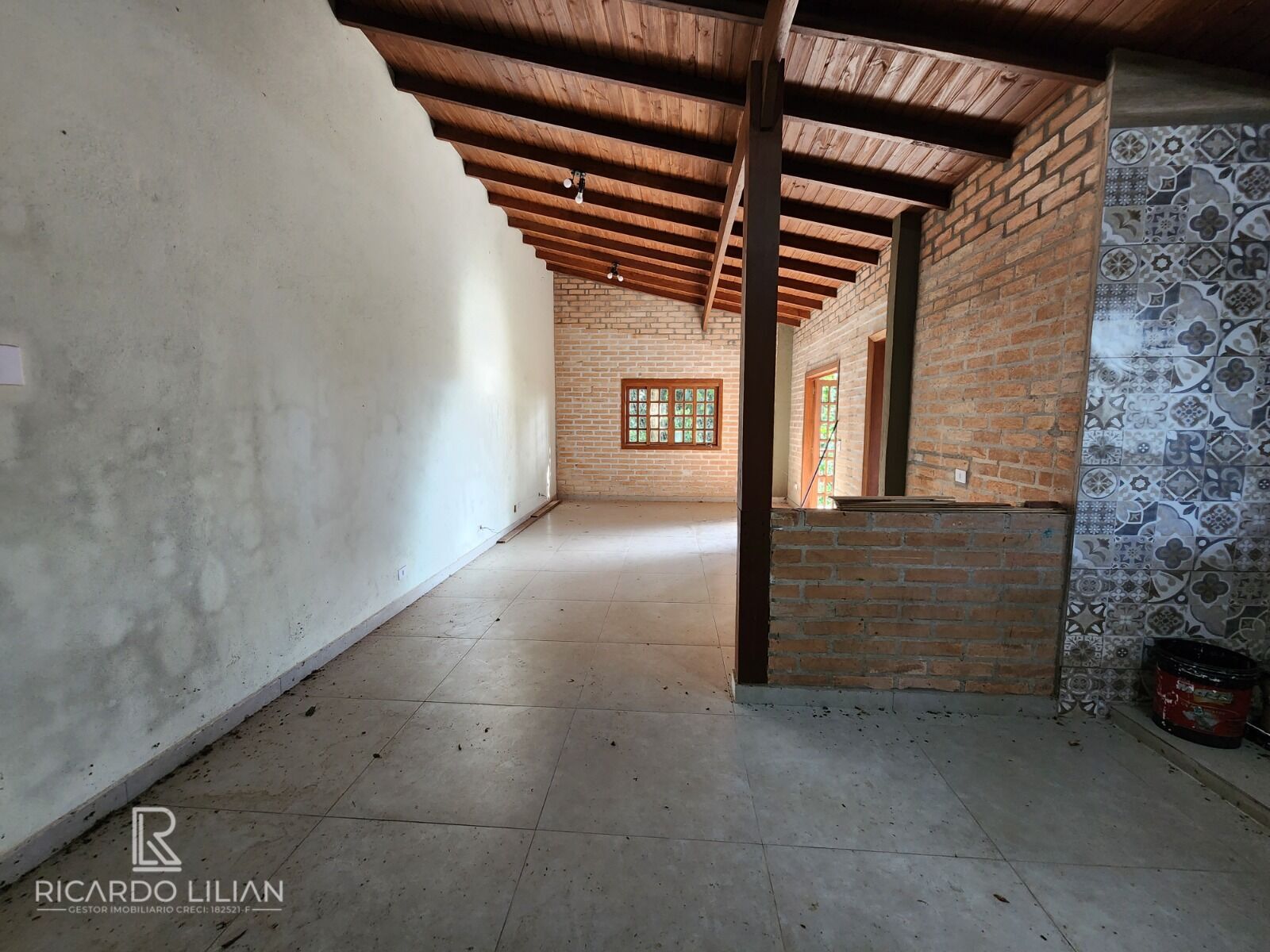 Casa à venda com 1 quarto, 120m² - Foto 10