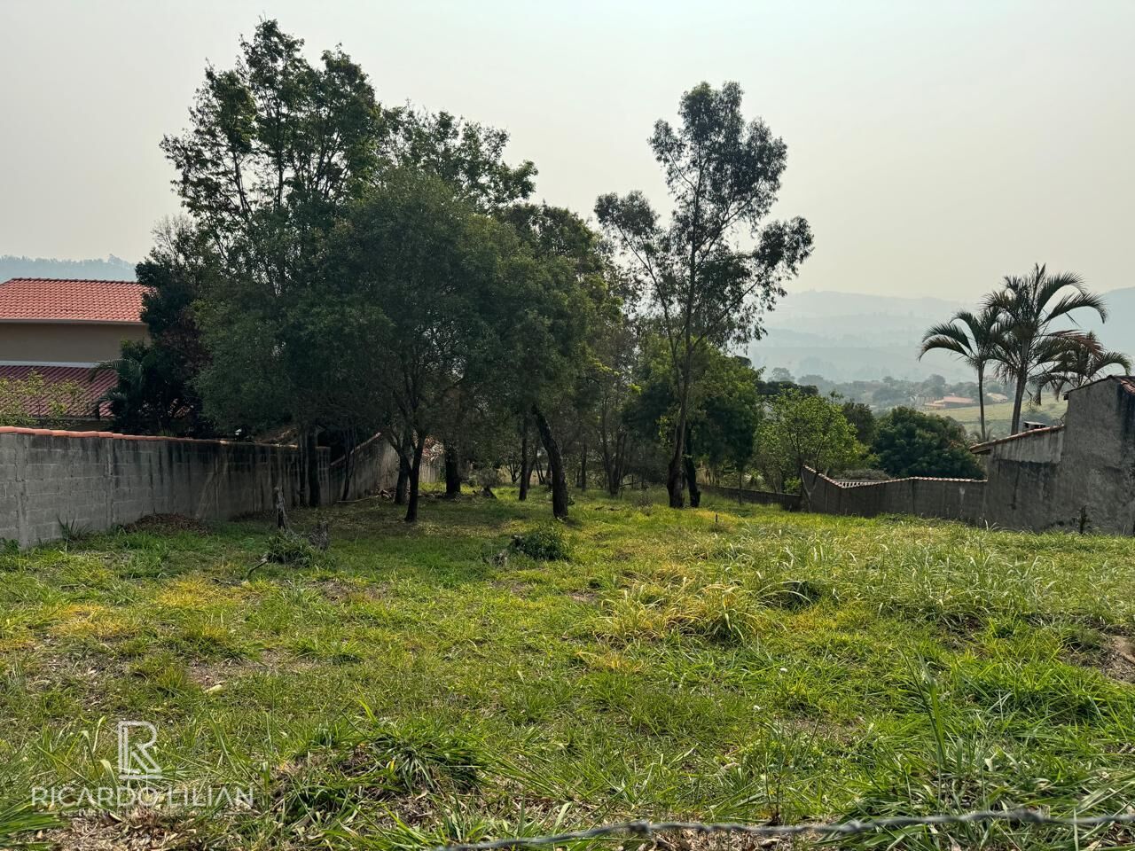 Terreno à venda, 1400m² - Foto 1