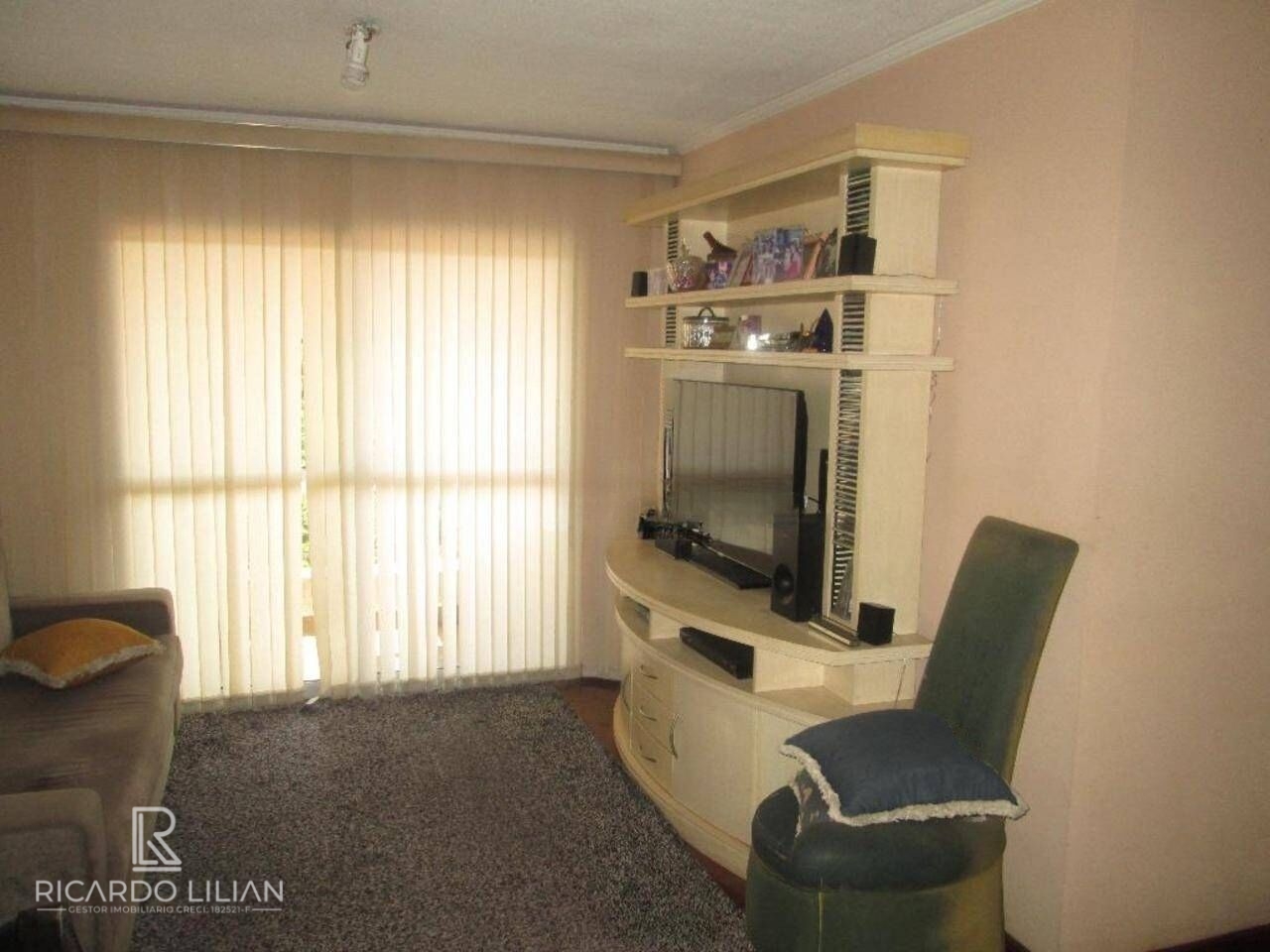 Apartamento à venda com 3 quartos, 98m² - Foto 3