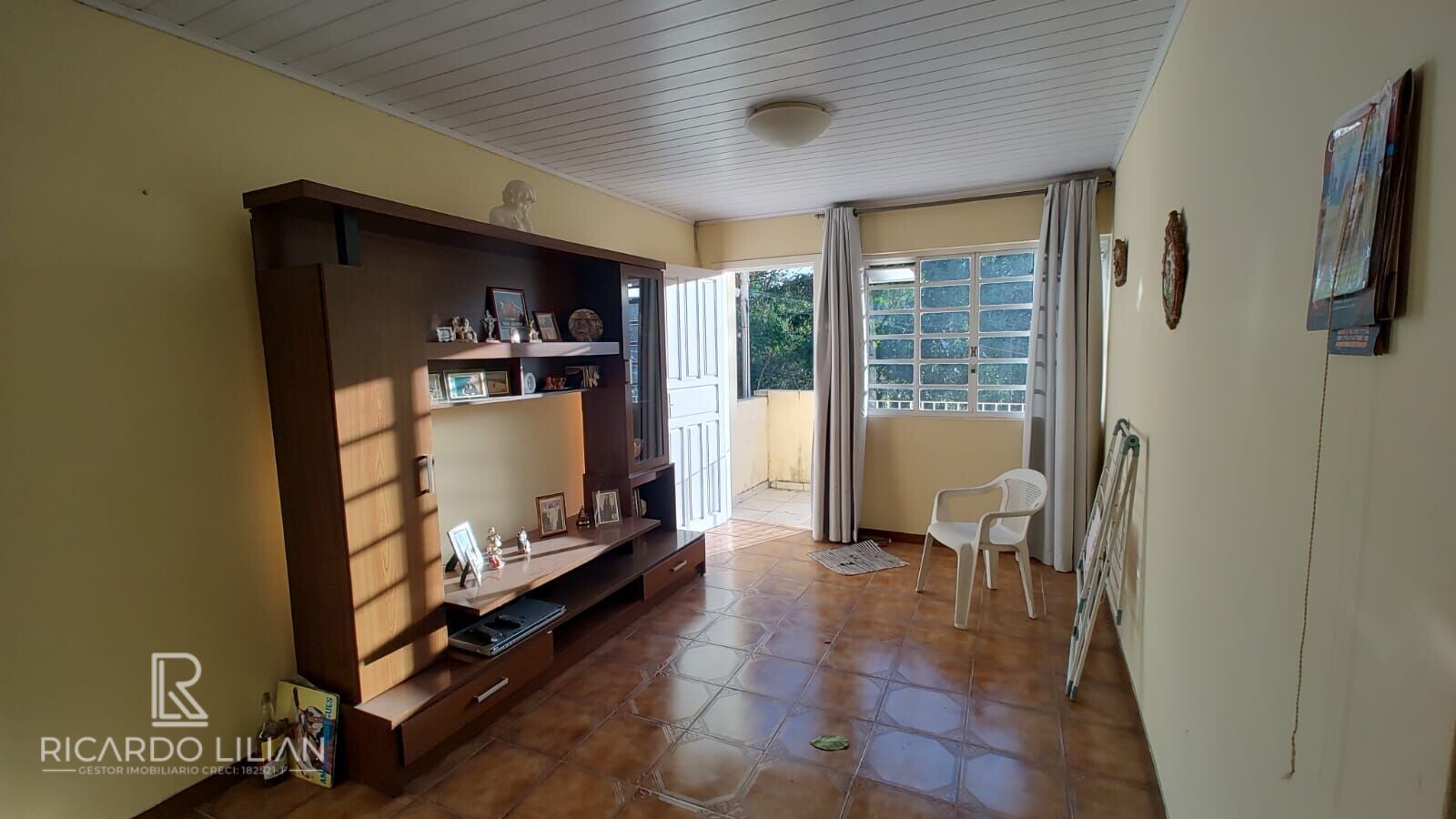 Casa à venda com 3 quartos, 174m² - Foto 4