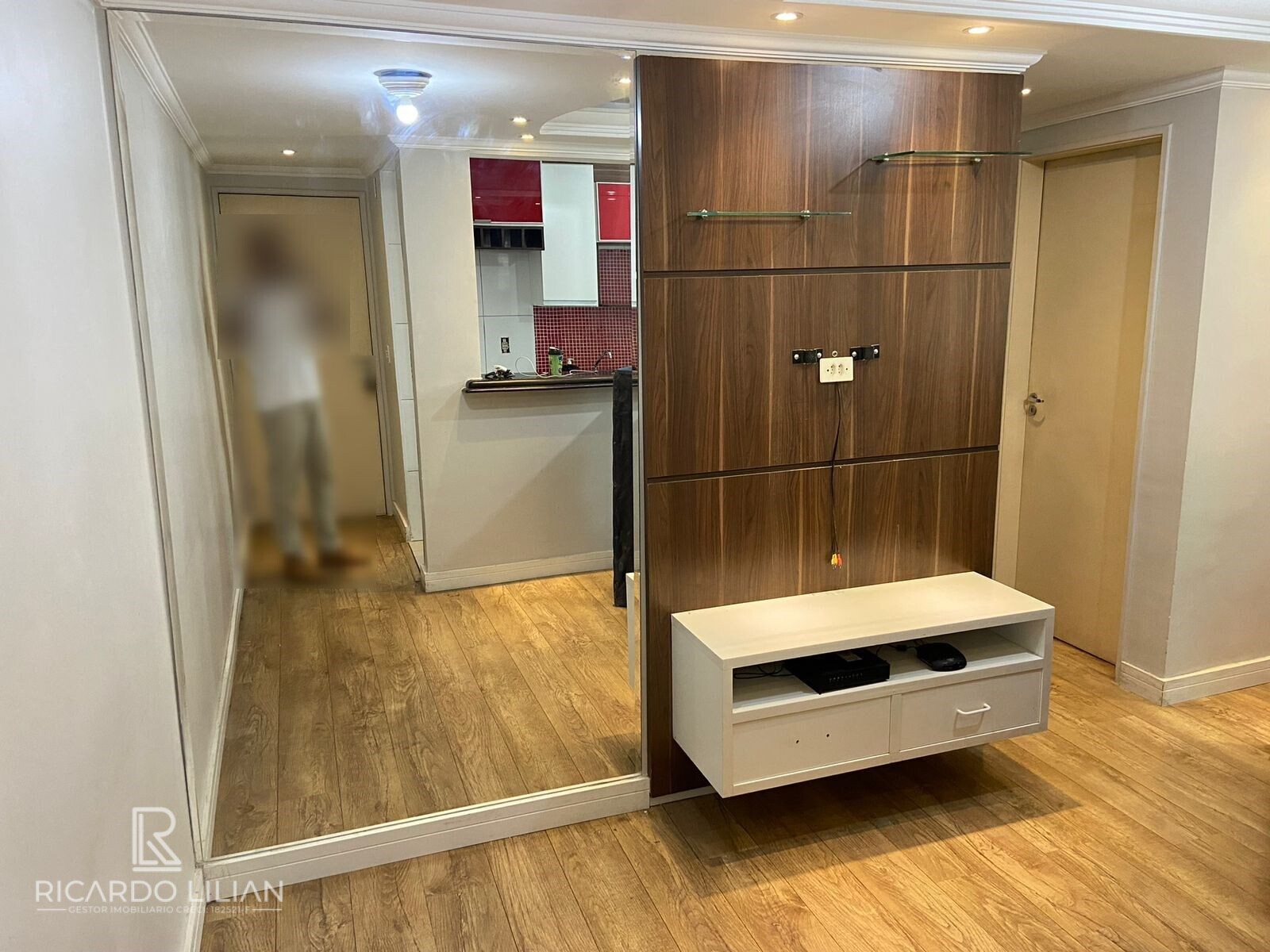 Apartamento à venda com 2 quartos, 45m² - Foto 3