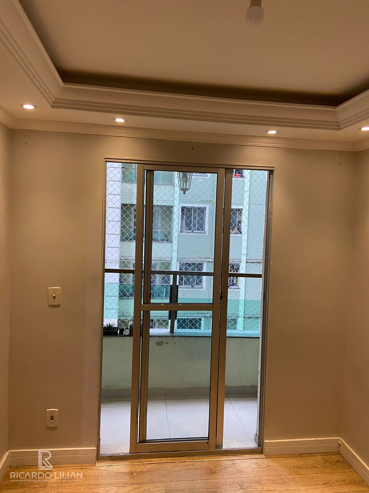 Apartamento à venda com 2 quartos, 45m² - Foto 11