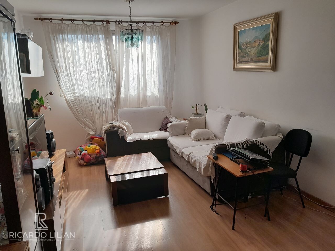 Apartamento à venda com 3 quartos, 87m² - Foto 2