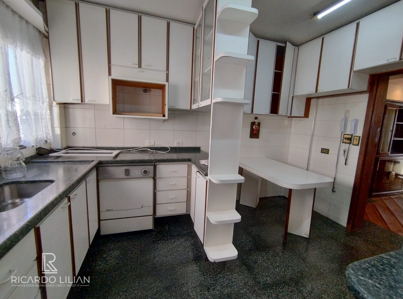 Apartamento à venda com 3 quartos, 133m² - Foto 10