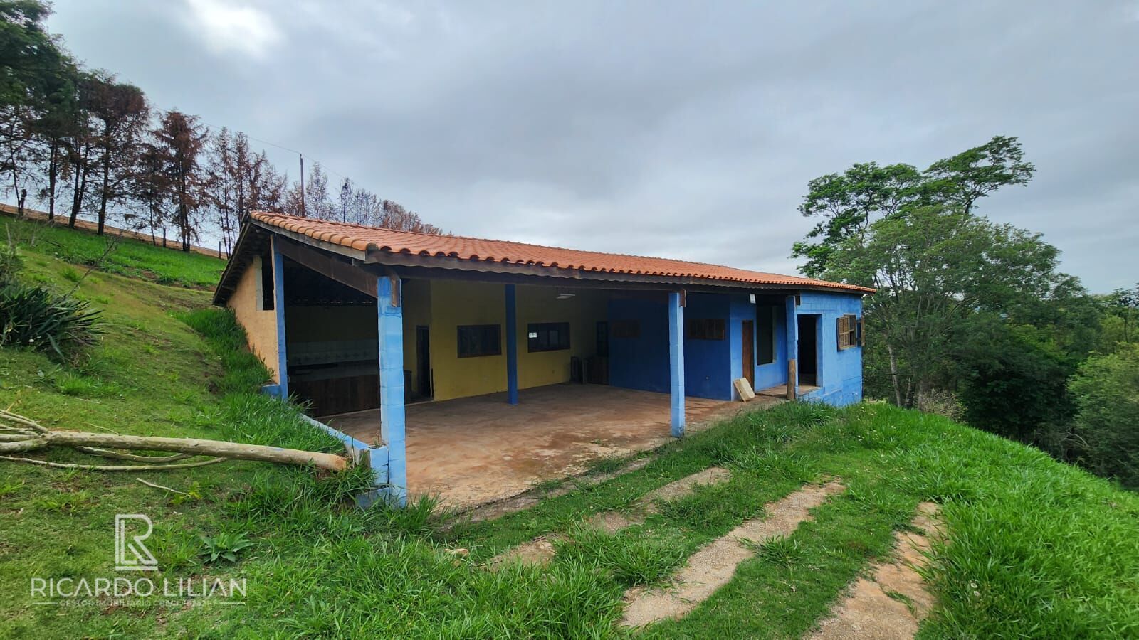 Fazenda à venda com 3 quartos, 20000m² - Foto 1