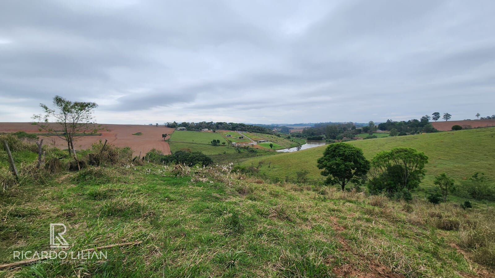 Fazenda à venda com 3 quartos, 20000m² - Foto 36