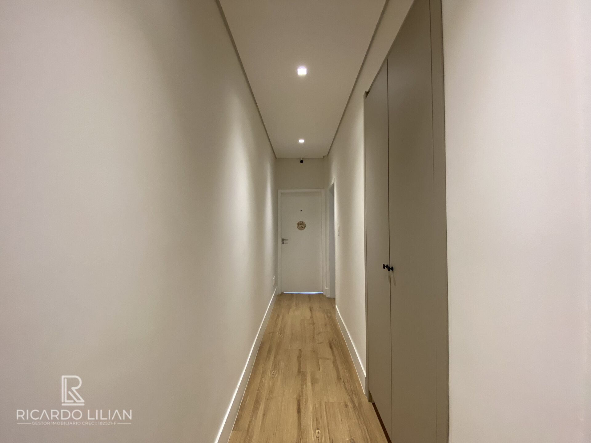 Apartamento à venda com 3 quartos, 180m² - Foto 38