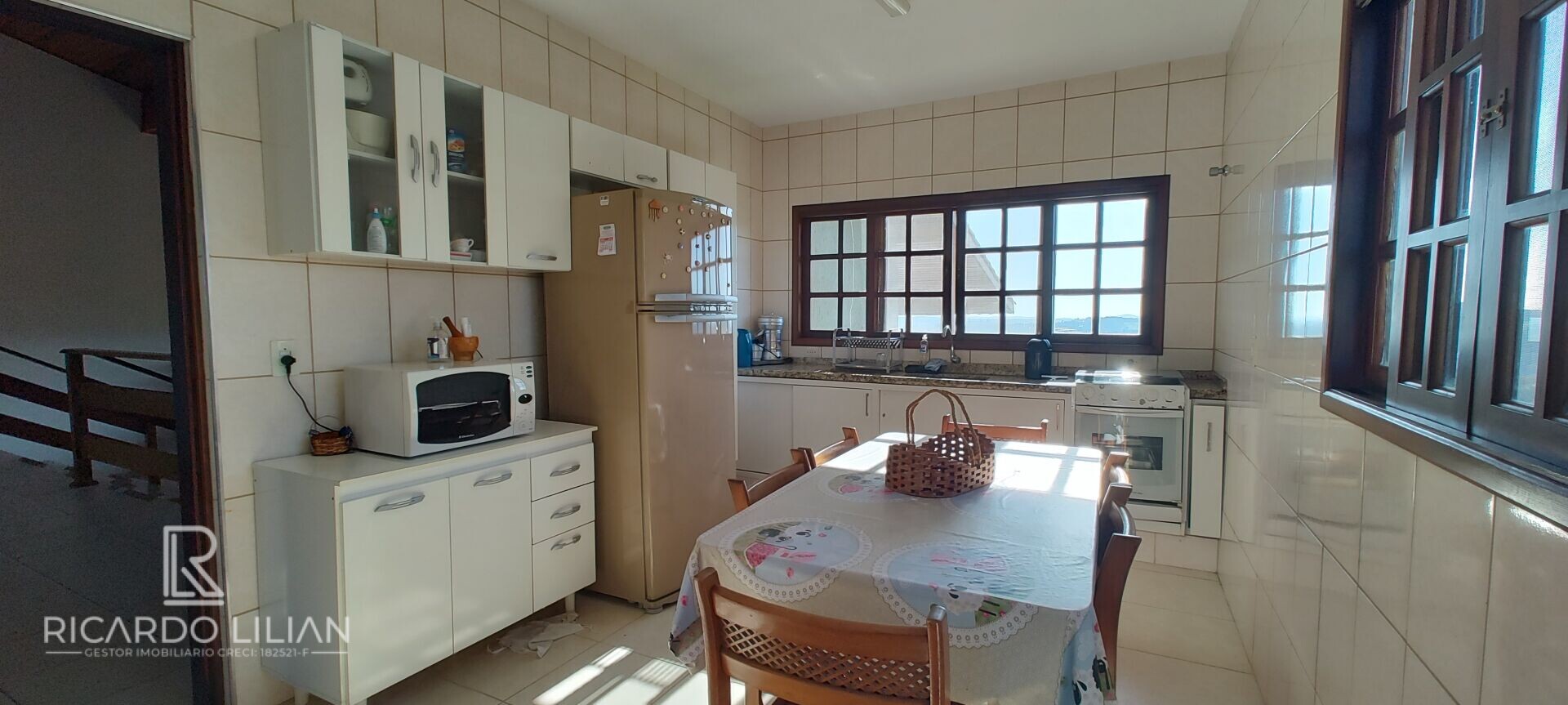 Casa à venda com 4 quartos, 348m² - Foto 22