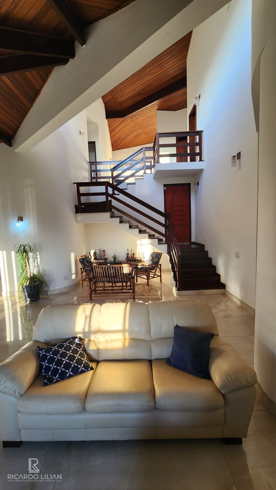 Chácara à venda com 5 quartos, 1741m² - Foto 9
