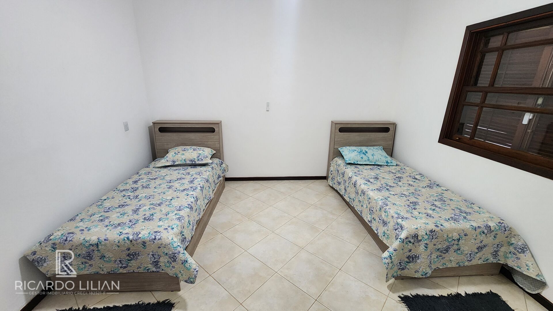 Chácara à venda com 5 quartos, 1741m² - Foto 29