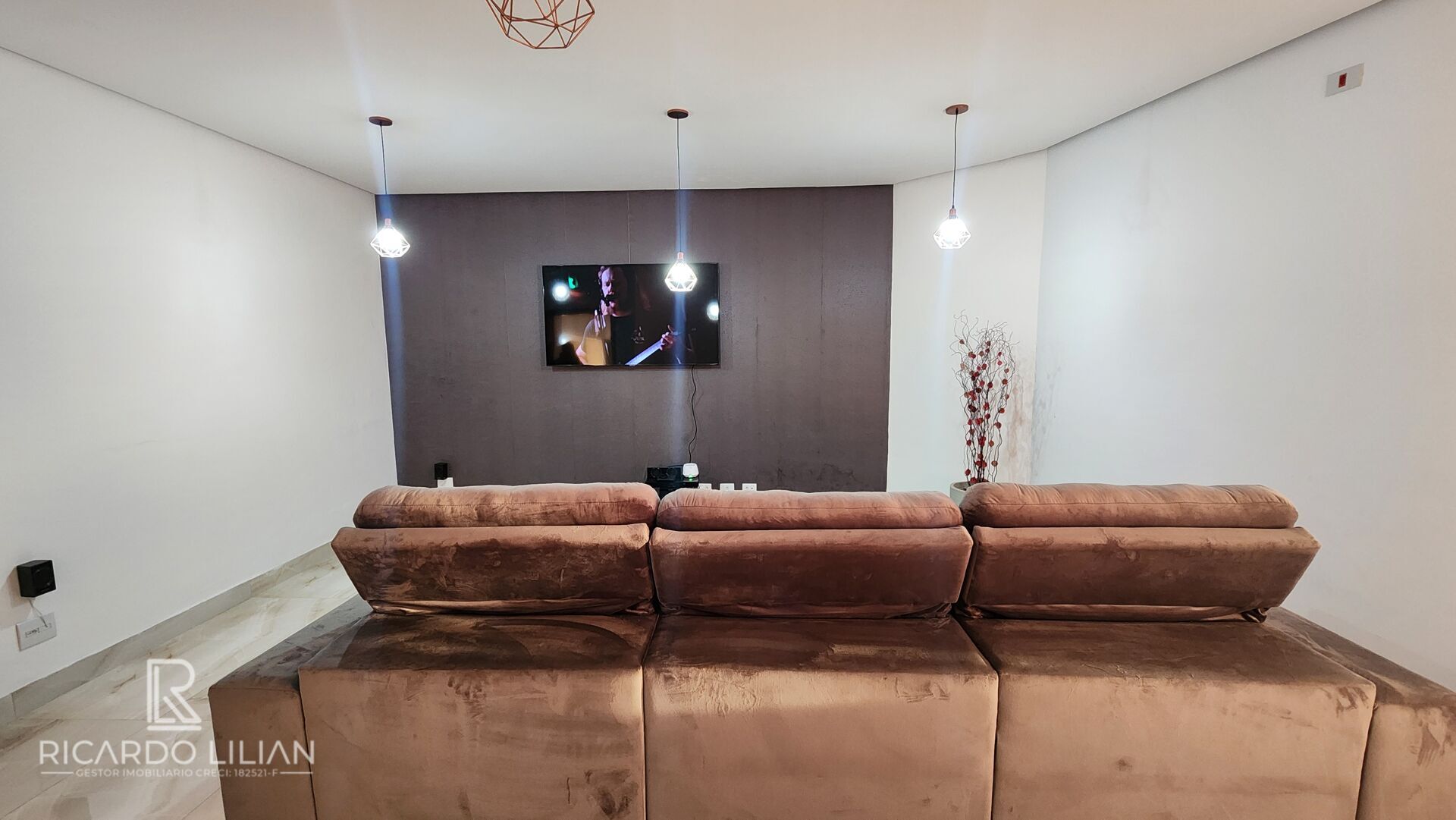 Chácara à venda com 5 quartos, 1741m² - Foto 37