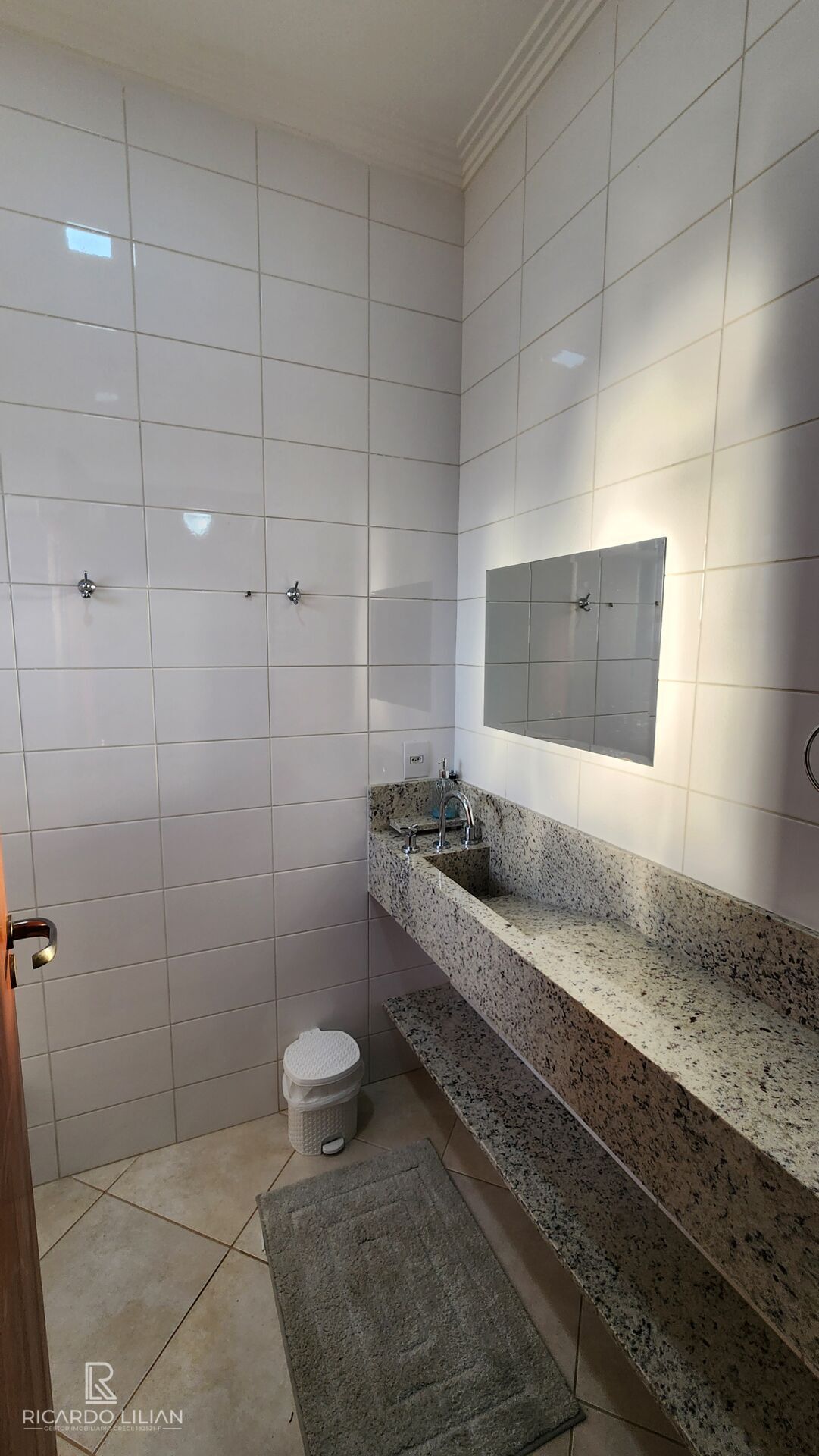 Chácara à venda com 5 quartos, 1741m² - Foto 32