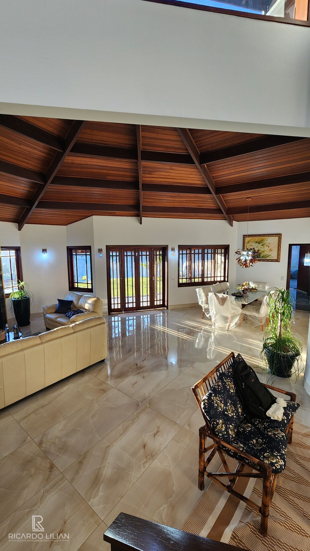 Chácara à venda com 5 quartos, 1741m² - Foto 6