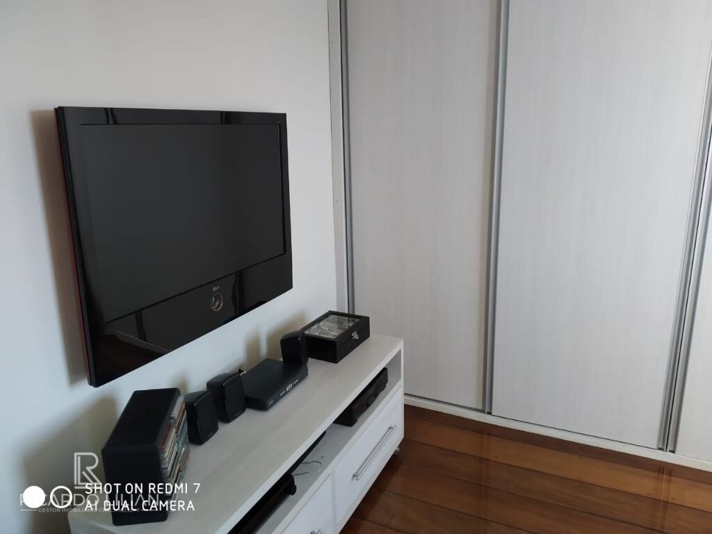 Apartamento à venda com 3 quartos, 120m² - Foto 14