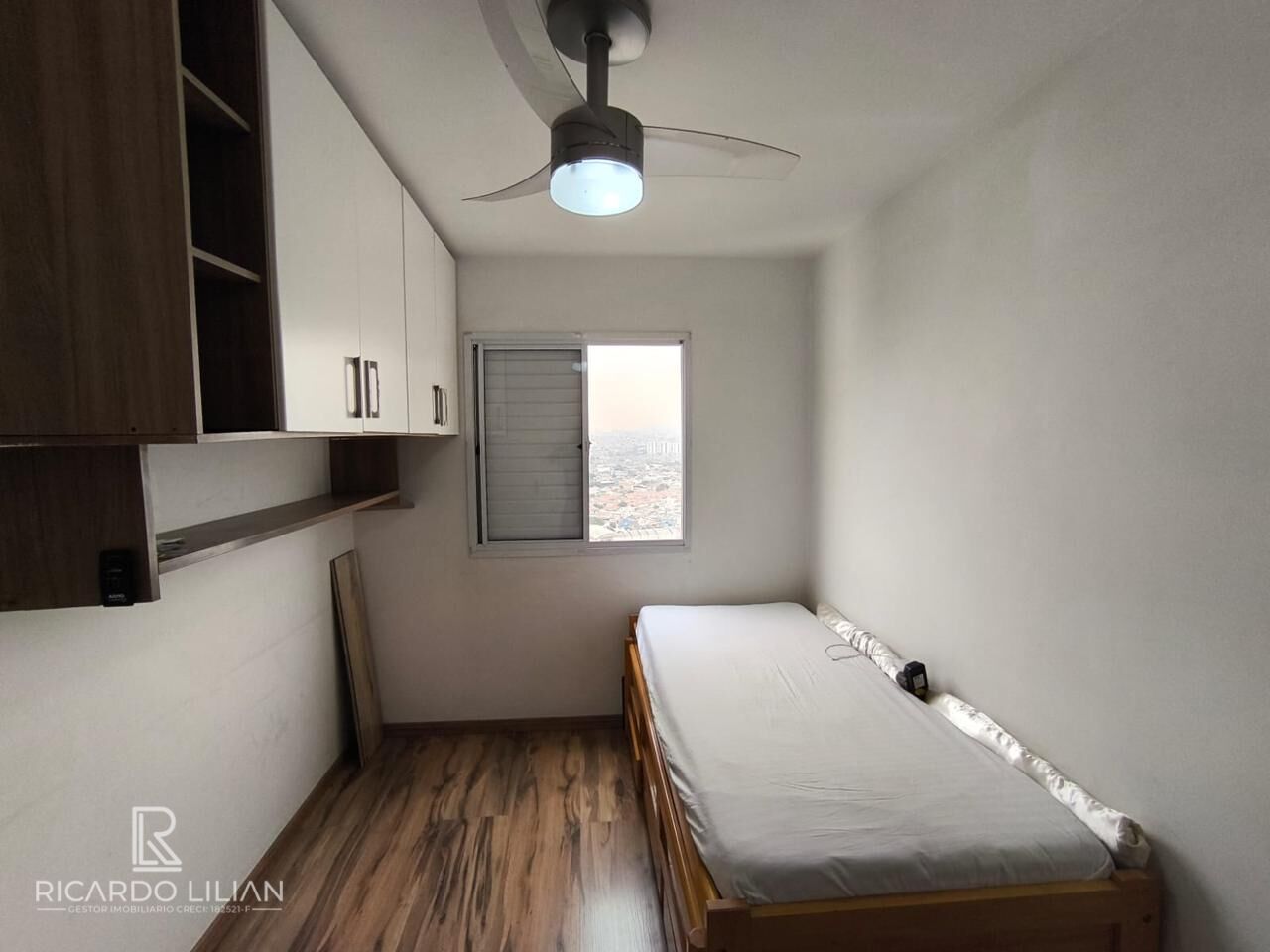 Apartamento à venda com 2 quartos, 49m² - Foto 16