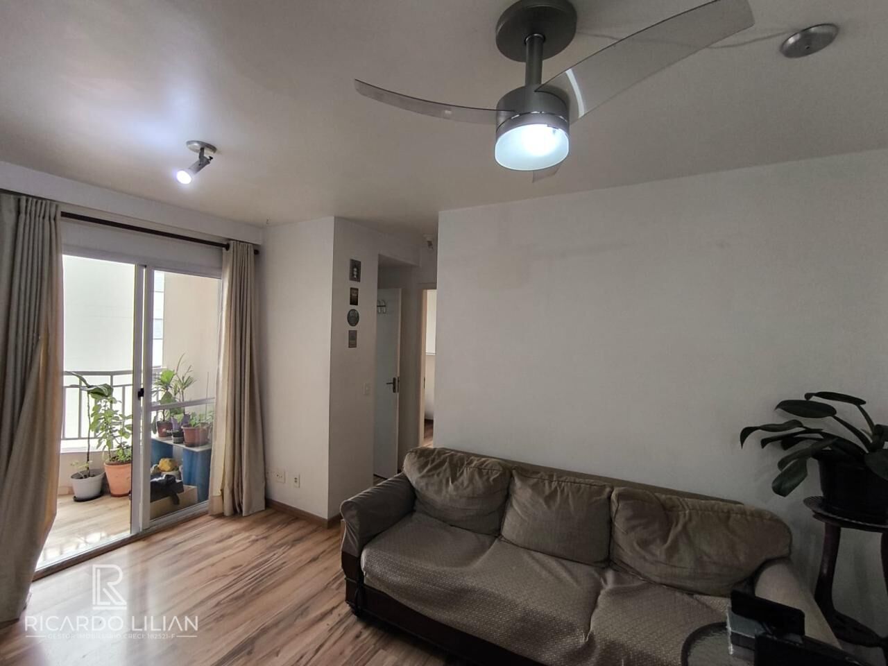 Apartamento à venda com 2 quartos, 49m² - Foto 10